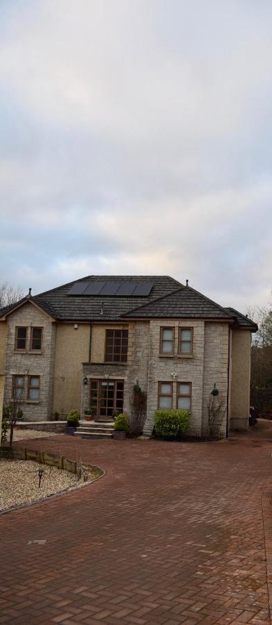 Kelpies Serviced Apartments Kavanagh- 5 Bedrooms Bathgate Exterior photo