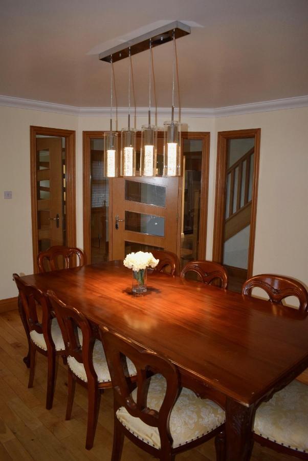 Kelpies Serviced Apartments Kavanagh- 5 Bedrooms Bathgate Exterior photo