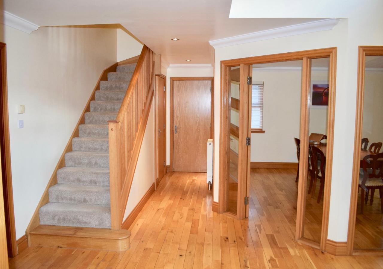 Kelpies Serviced Apartments Kavanagh- 5 Bedrooms Bathgate Exterior photo
