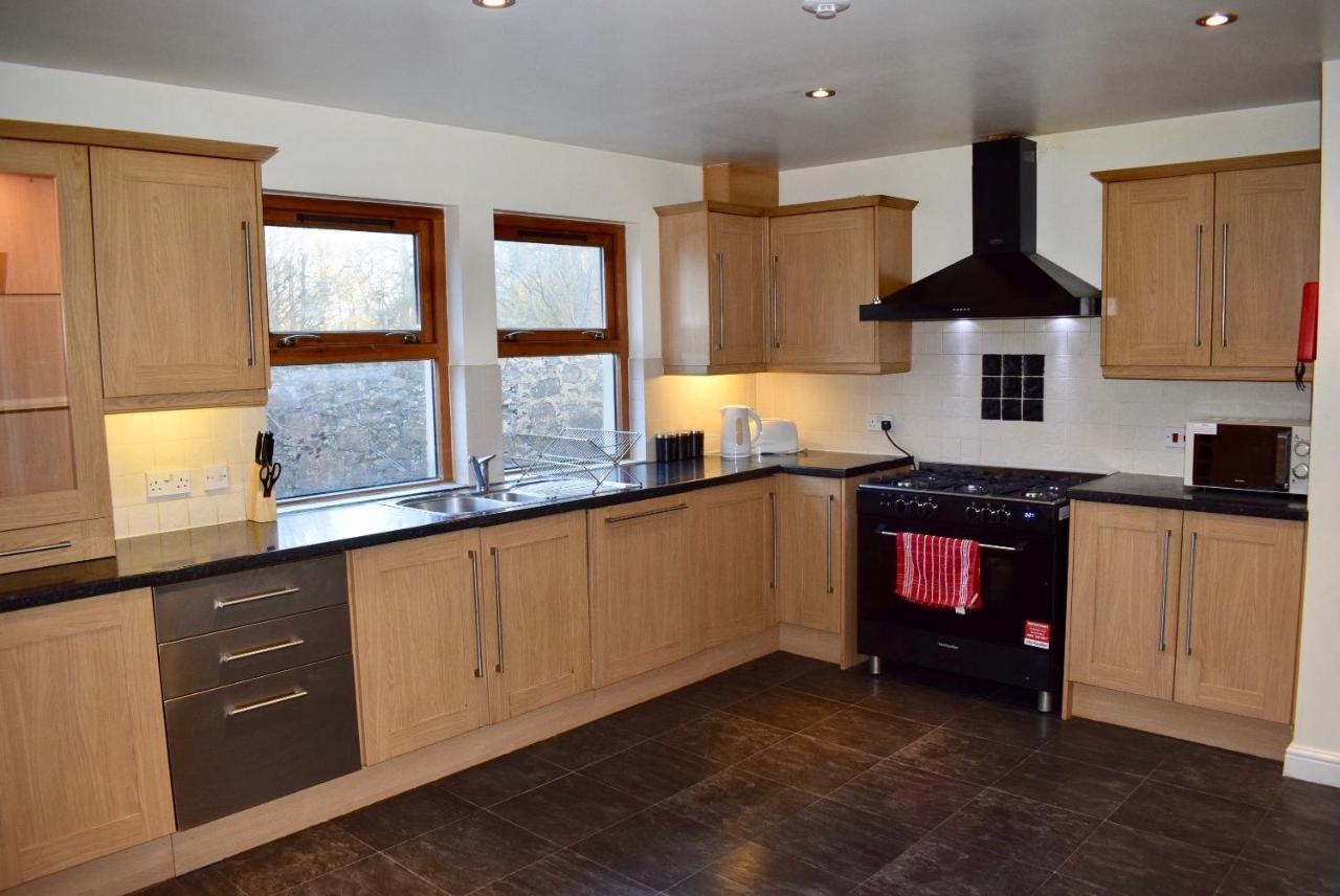 Kelpies Serviced Apartments Kavanagh- 5 Bedrooms Bathgate Exterior photo